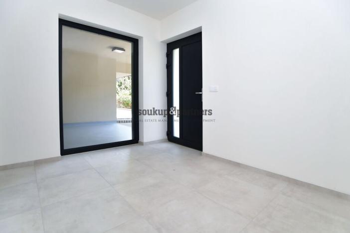 Pronájem rodinného domu, Praha - Háje, V Hájích, 220 m2