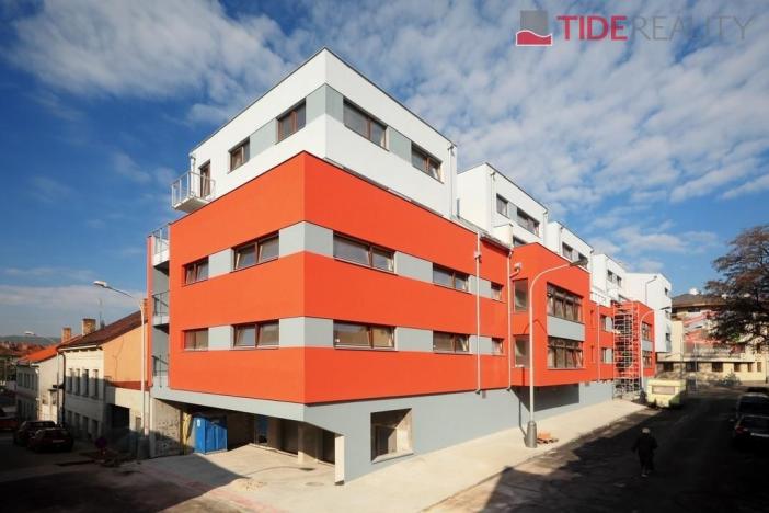 Pronájem bytu 2+kk, Praha, U staré pošty, 62 m2