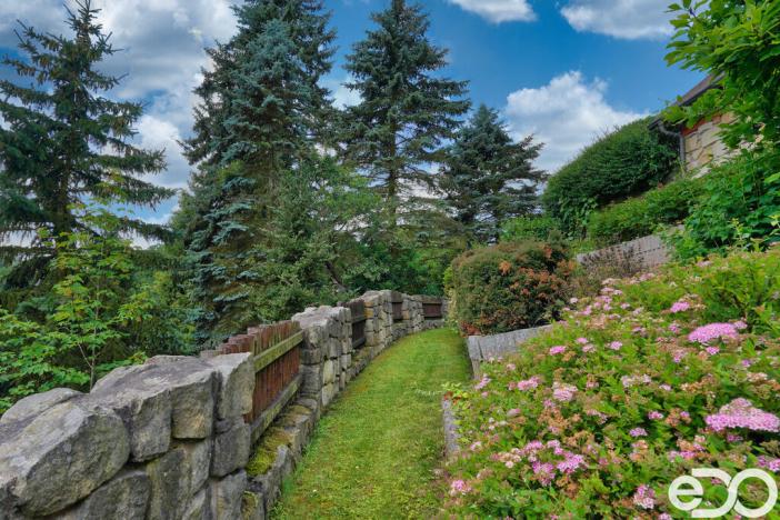 Prodej rodinného domu, Úpice - Radeč, 250 m2