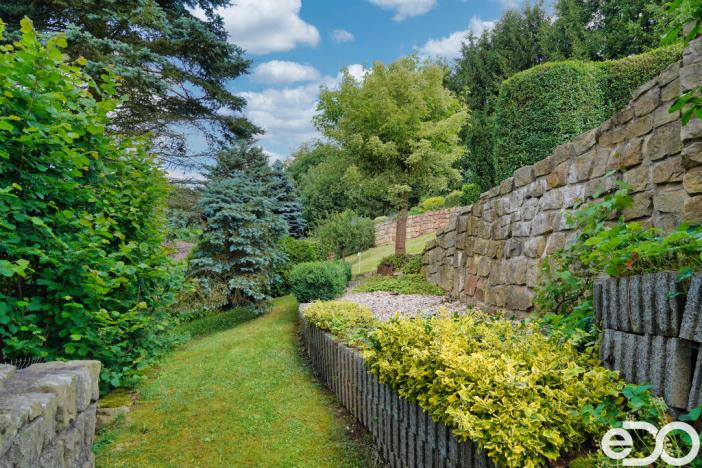 Prodej rodinného domu, Úpice - Radeč, 250 m2