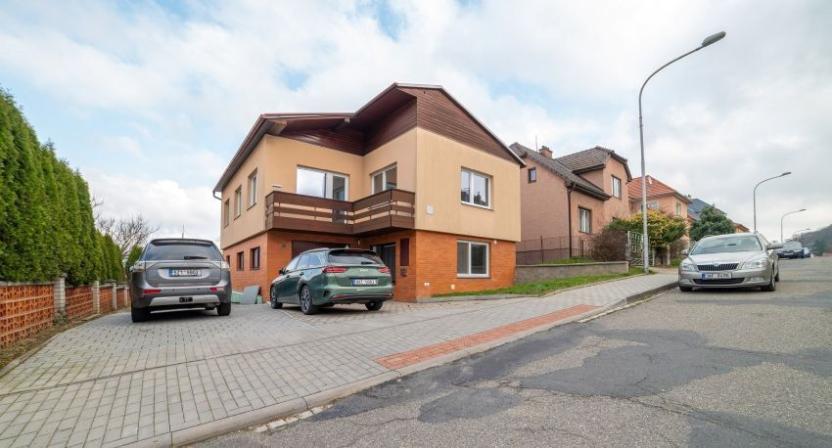 Prodej rodinného domu, Zlín - Prštné, M. Alše, 180 m2