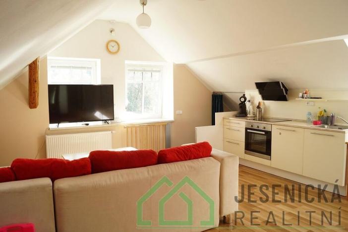 Pronájem bytu 2+kk, Žulová, Josefské náměstí, 62 m2
