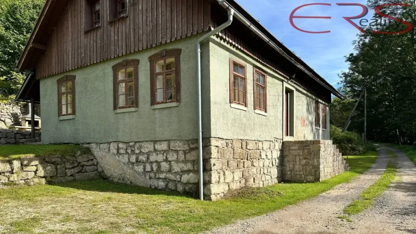 Prodej rodinného domu, Desná - Desná I, 187 m2