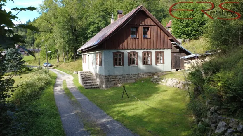 Prodej rodinného domu, Desná - Desná I, 187 m2