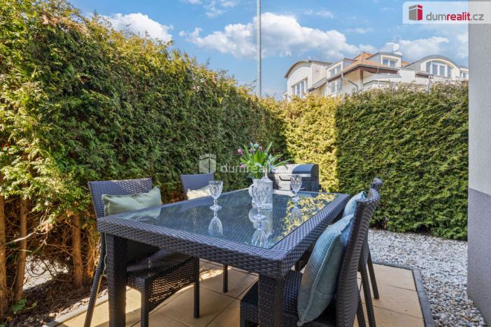 Prodej bytu 4+kk, Přezletice, U Ctěnického Potoka, 90 m2