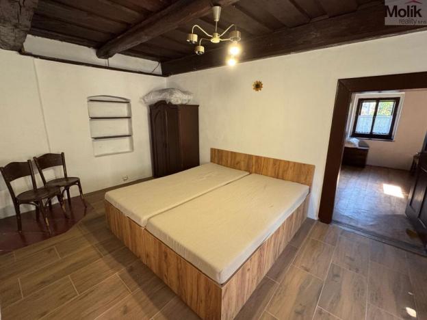 Prodej rodinného domu, Velečín, 300 m2