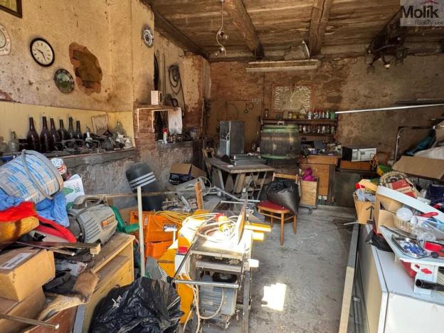 Prodej rodinného domu, Velečín, 300 m2