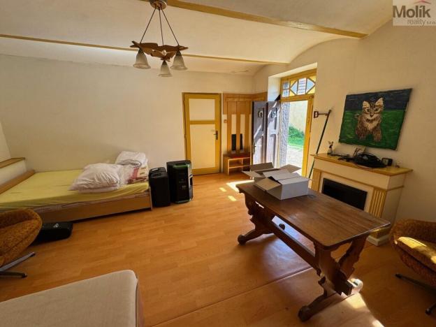 Prodej rodinného domu, Velečín, 300 m2