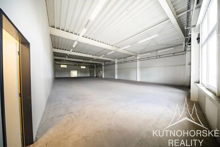 Pronájem výrobních prostor, Kolín, Havlíčkova, 541 m2