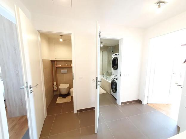 Prodej bytu 3+kk, Praha, Ústecká, 70 m2