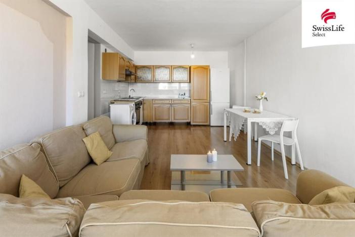 Prodej bytu 2+kk, Čelákovice, náměstí 5. května, 52 m2