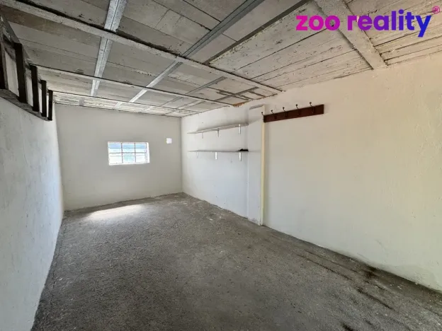 Pronájem garáže, Chomutov, V Alejích, 19 m2