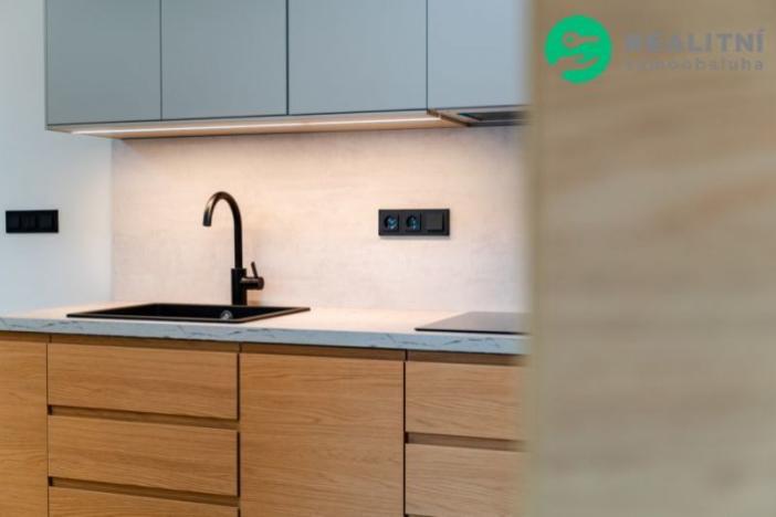 Prodej bytu 3+kk, Opava, Oblouková, 62 m2