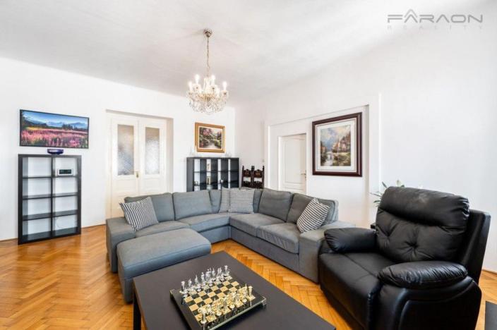 Pronájem bytu 4+1, Praha - Nové Město, Biskupská, 132 m2