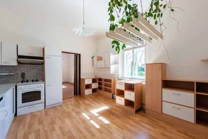 Prodej rodinného domu, Praha - Kobylisy, Přemyšlenská, 110 m2