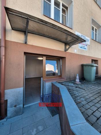 Pronájem obchodního prostoru, České Budějovice, Mánesova, 35 m2