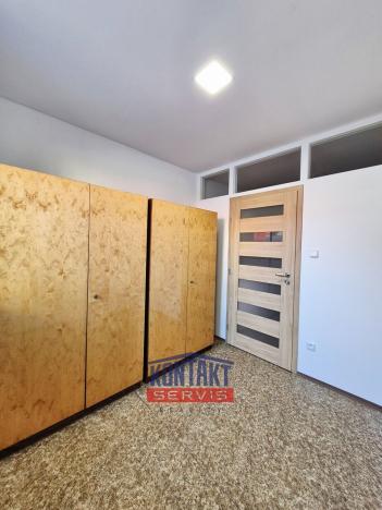 Pronájem obchodního prostoru, České Budějovice, Mánesova, 35 m2