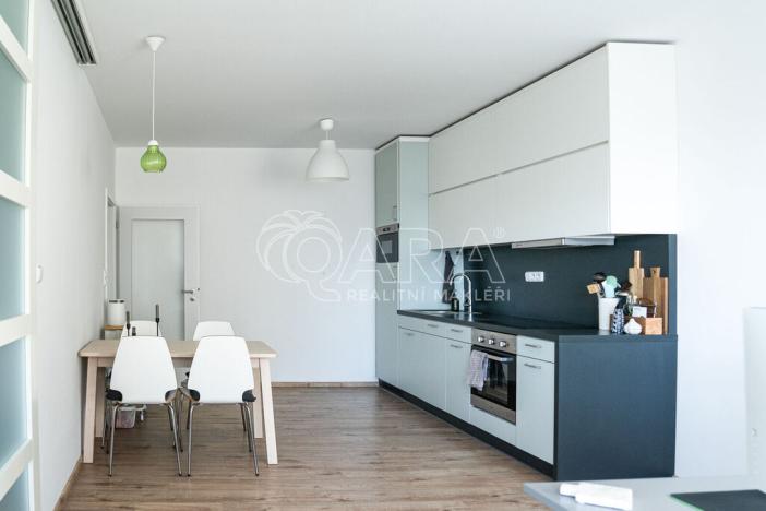 Pronájem bytu 2+kk, Praha - Střížkov, Zakšínská, 61 m2