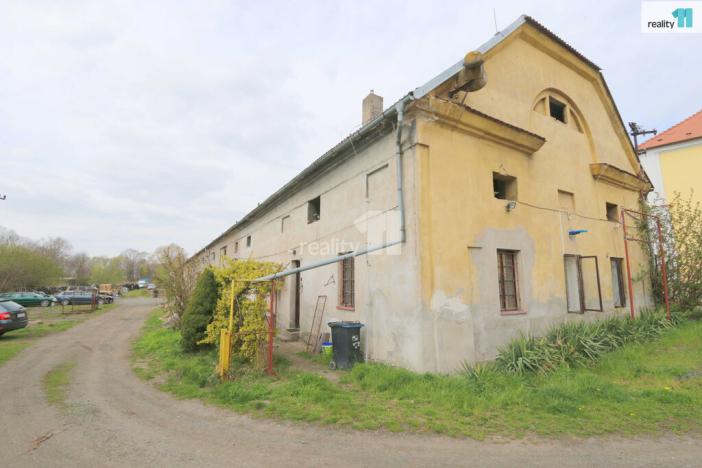 Pronájem výrobních prostor, Nové Dvory, Masarykovo nám., 300 m2