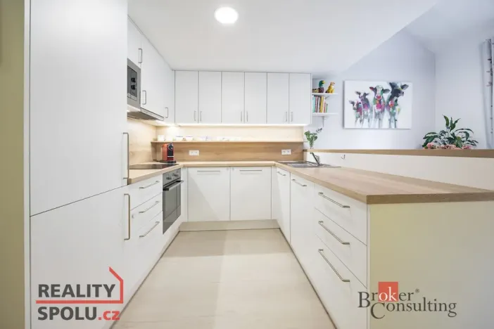 Prodej bytu 4+kk, Praha - Hrdlořezy, Českobrodská, 93 m2