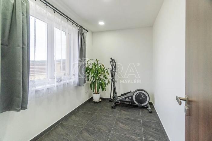 Prodej rodinného domu, Rožmitál pod Třemšínem, 180 m2