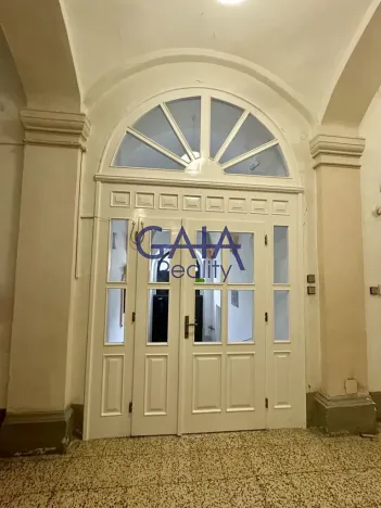 Prodej kanceláře, Kyjov, třída Komenského, 2396 m2