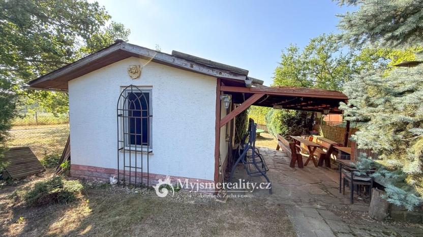 Prodej zahrady, Dobšice, 1399 m2