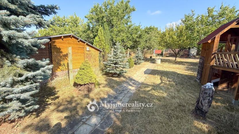 Prodej zahrady, Dobšice, 1399 m2