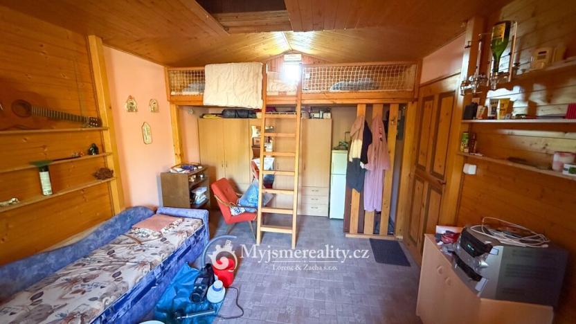 Prodej zahrady, Dobšice, 1399 m2