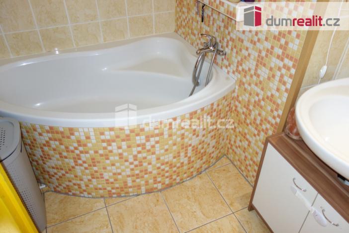 Pronájem bytu 3+1, Dubňany, Nám. 15.dubna, 55 m2