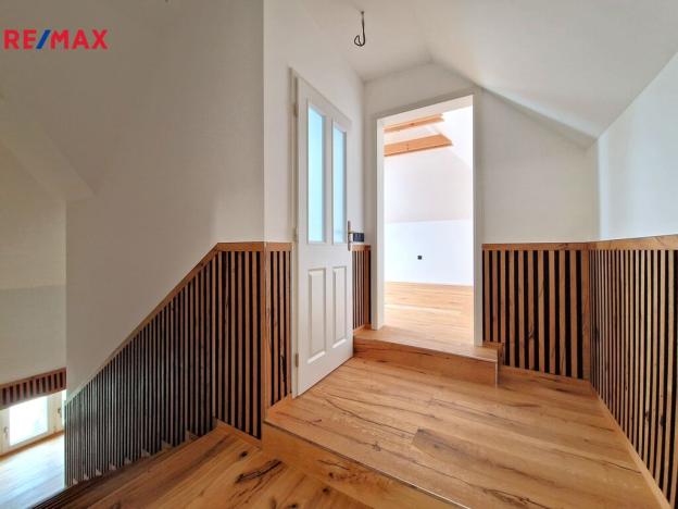 Pronájem bytu 6+kk a větší, Praha - Braník, Branická, 335 m2