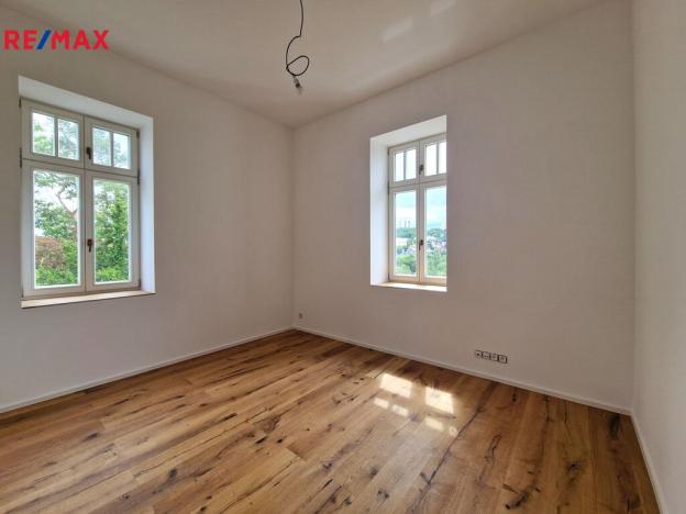 Pronájem bytu 3+1, Praha - Braník, Branická, 186 m2