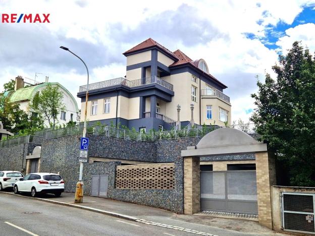 Pronájem bytu 3+1, Praha - Braník, Branická, 186 m2