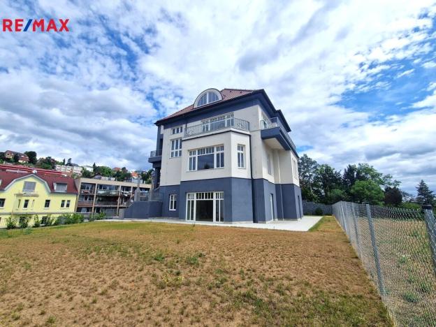 Pronájem bytu 3+1, Praha - Braník, Branická, 192 m2