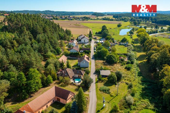 Prodej rodinného domu, Hajany, 285 m2