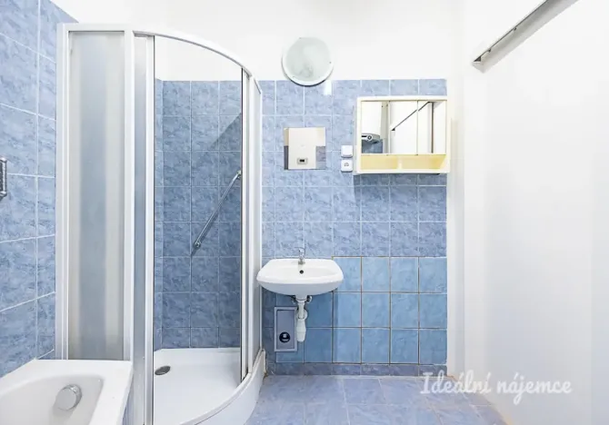 Pronájem bytu 2+kk, Praha - Libeň, Pivovarnická, 49 m2