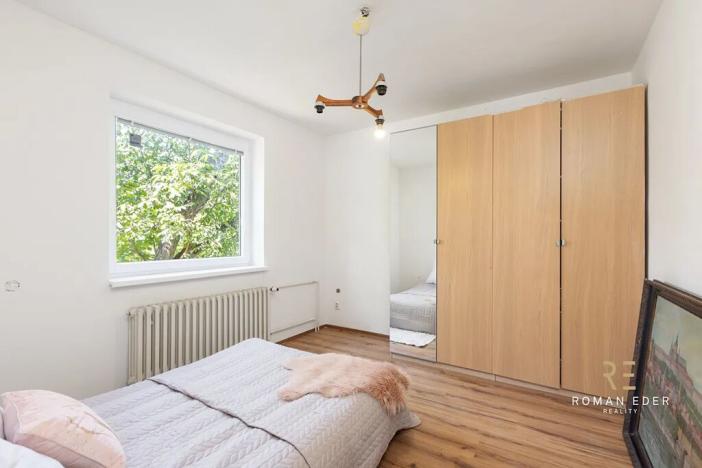 Prodej vícegeneračního domu, Praha - Záběhlice, Střemchová, 348 m2