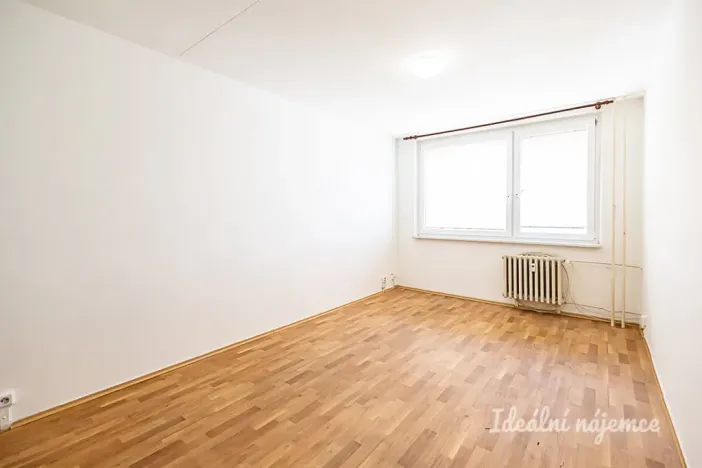 Pronájem bytu 2+kk, Praha - Černý Most, Doležalova, 45 m2