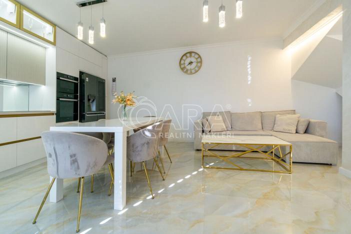 Prodej bytu 3+kk, Rostoklaty - Nová Ves II, 94 m2