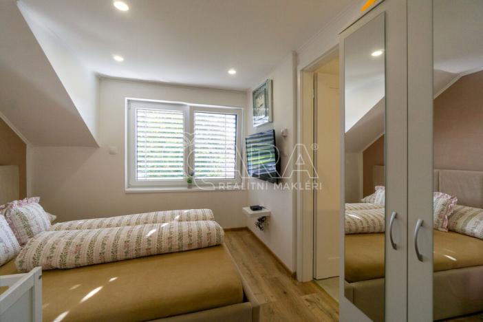 Prodej bytu 3+kk, Rostoklaty - Nová Ves II, 94 m2