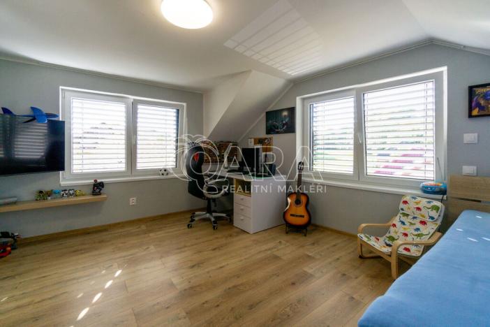 Prodej bytu 3+kk, Rostoklaty - Nová Ves II, 94 m2