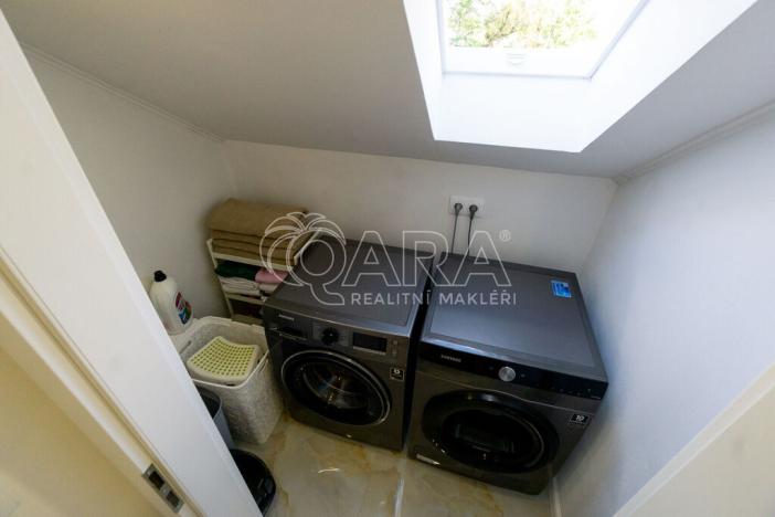 Prodej bytu 3+kk, Rostoklaty - Nová Ves II, 94 m2