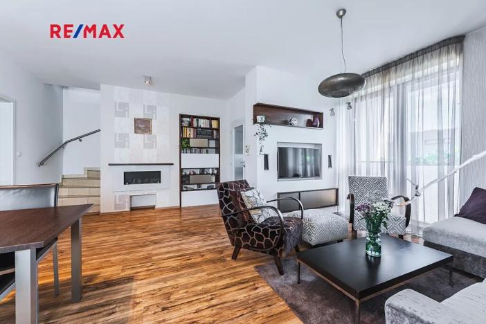 Prodej rodinného domu, Praha - Vinoř, Lipoltická, 202 m2