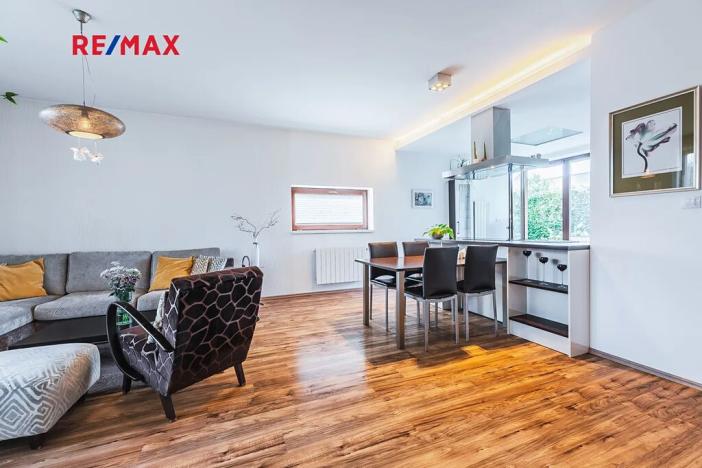 Prodej rodinného domu, Praha - Vinoř, Lipoltická, 202 m2