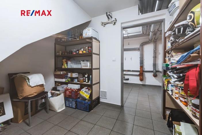 Prodej rodinného domu, Praha - Vinoř, Lipoltická, 202 m2