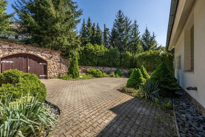 Prodej rodinného domu, Družec, V Zátiší, 289 m2