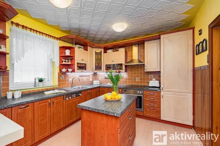 Prodej rodinného domu, Kostelec nad Labem, U Pošty, 143 m2