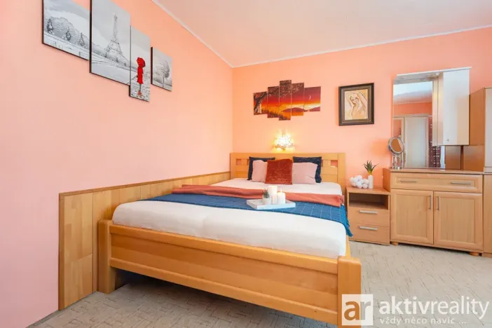 Prodej rodinného domu, Kostelec nad Labem, U Pošty, 143 m2