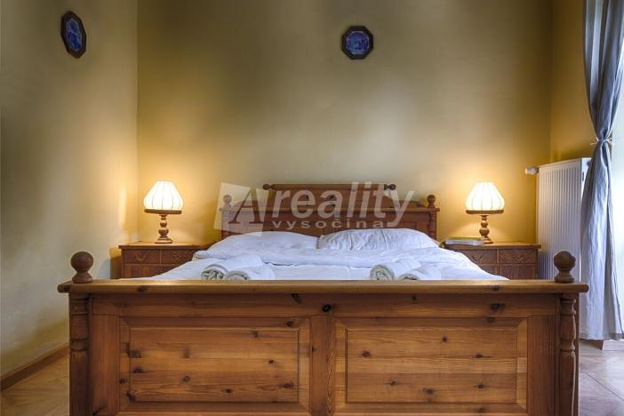 Prodej ubytování, Sněžné - Milovy, 13315 m2