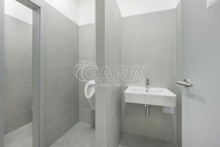 Pronájem skladu, Divišov, 2398 m2